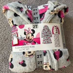 Disney junior minnie robe set size 2T